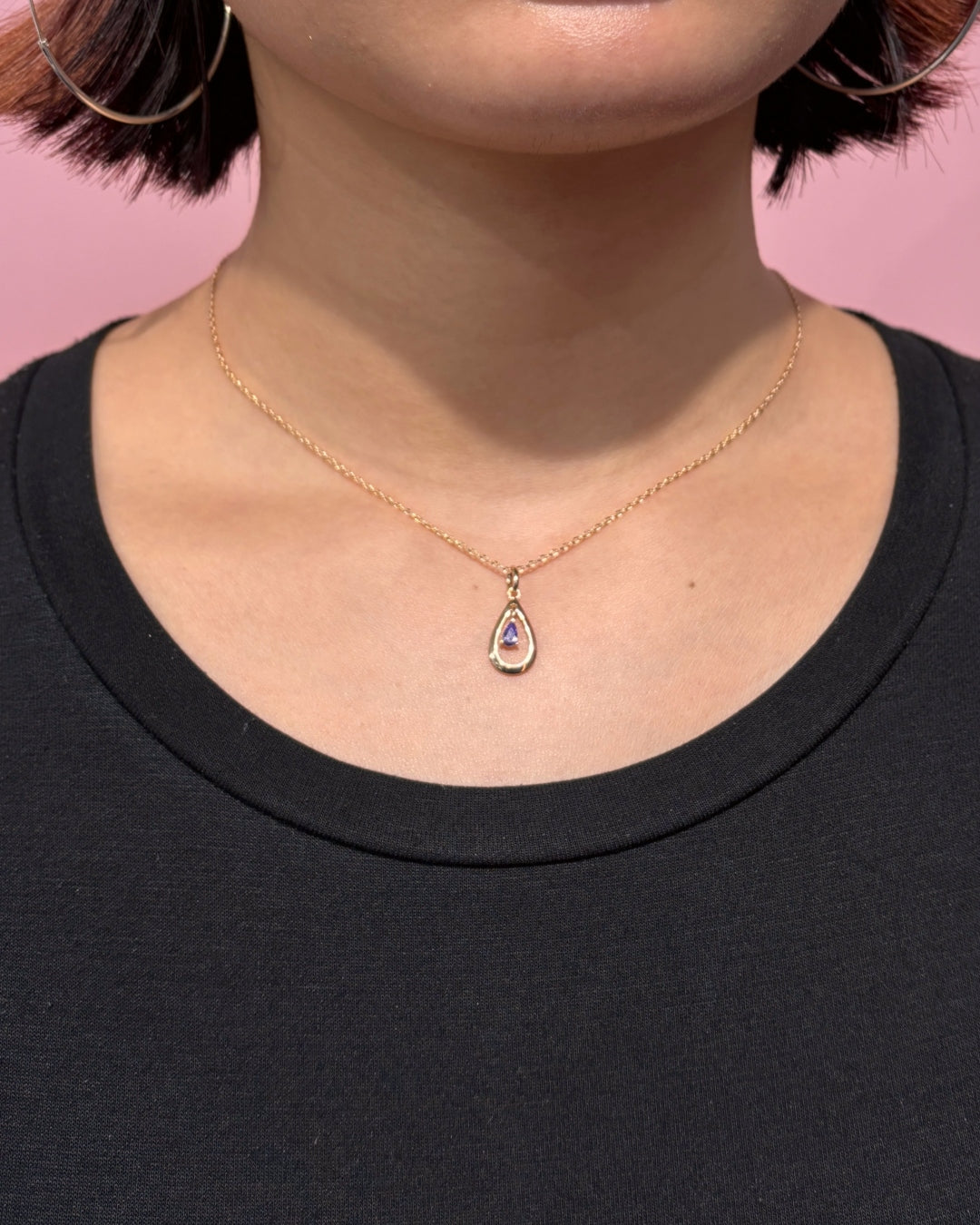 18ct Gold Teardrop Pendant Necklace | Dorina
