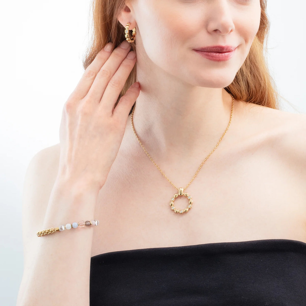 Soft Cube Circle Glow Necklace | Coeur De Lion