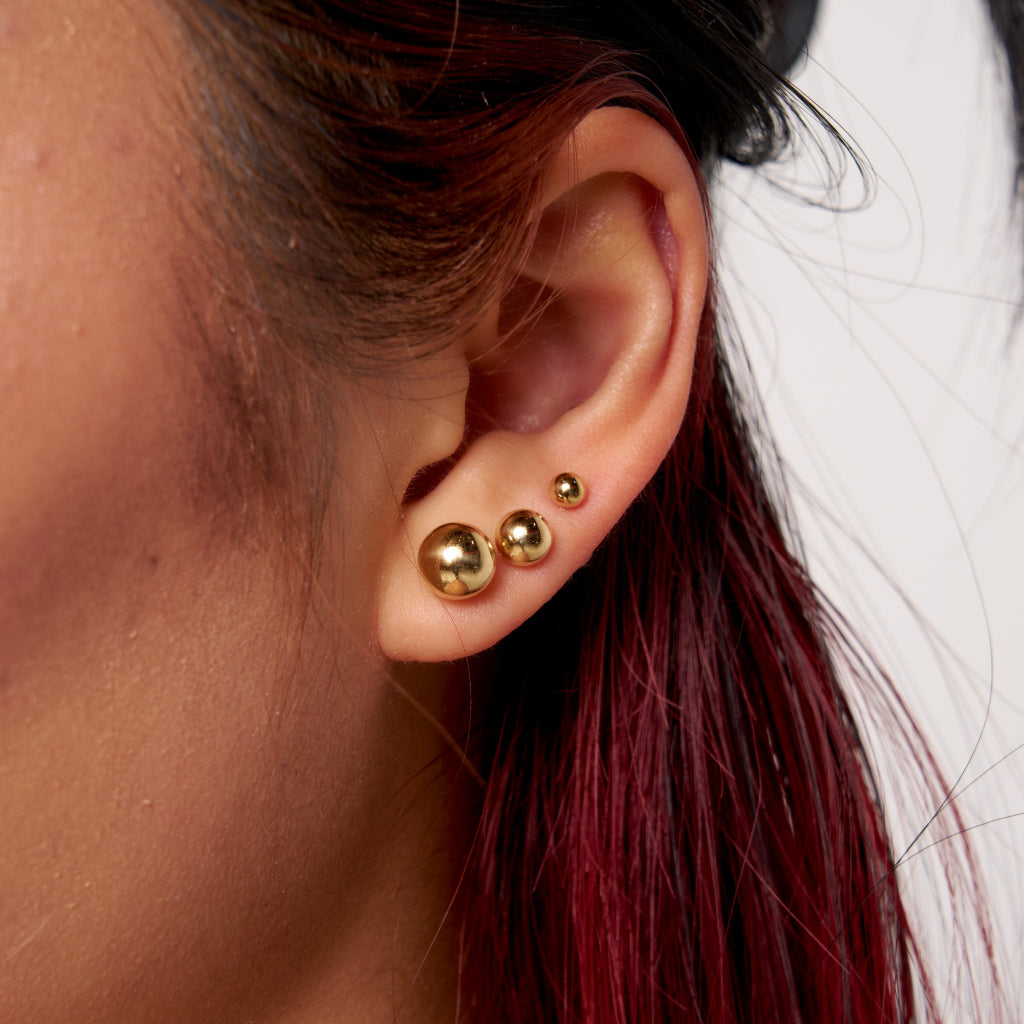 9 Carat Gold Ball Stud Earrings | Auron