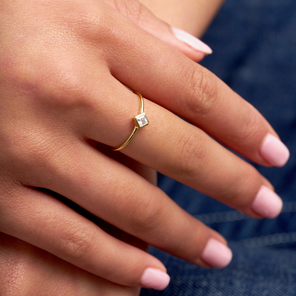 9 Carat Gold Princess Cut Square Ring
