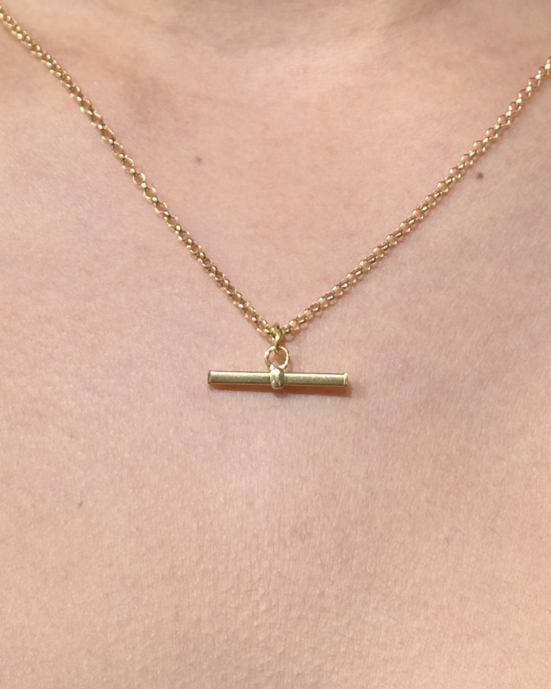 9ct Gold Belcher Chain Square T-Bar Pendant Necklace | Rio