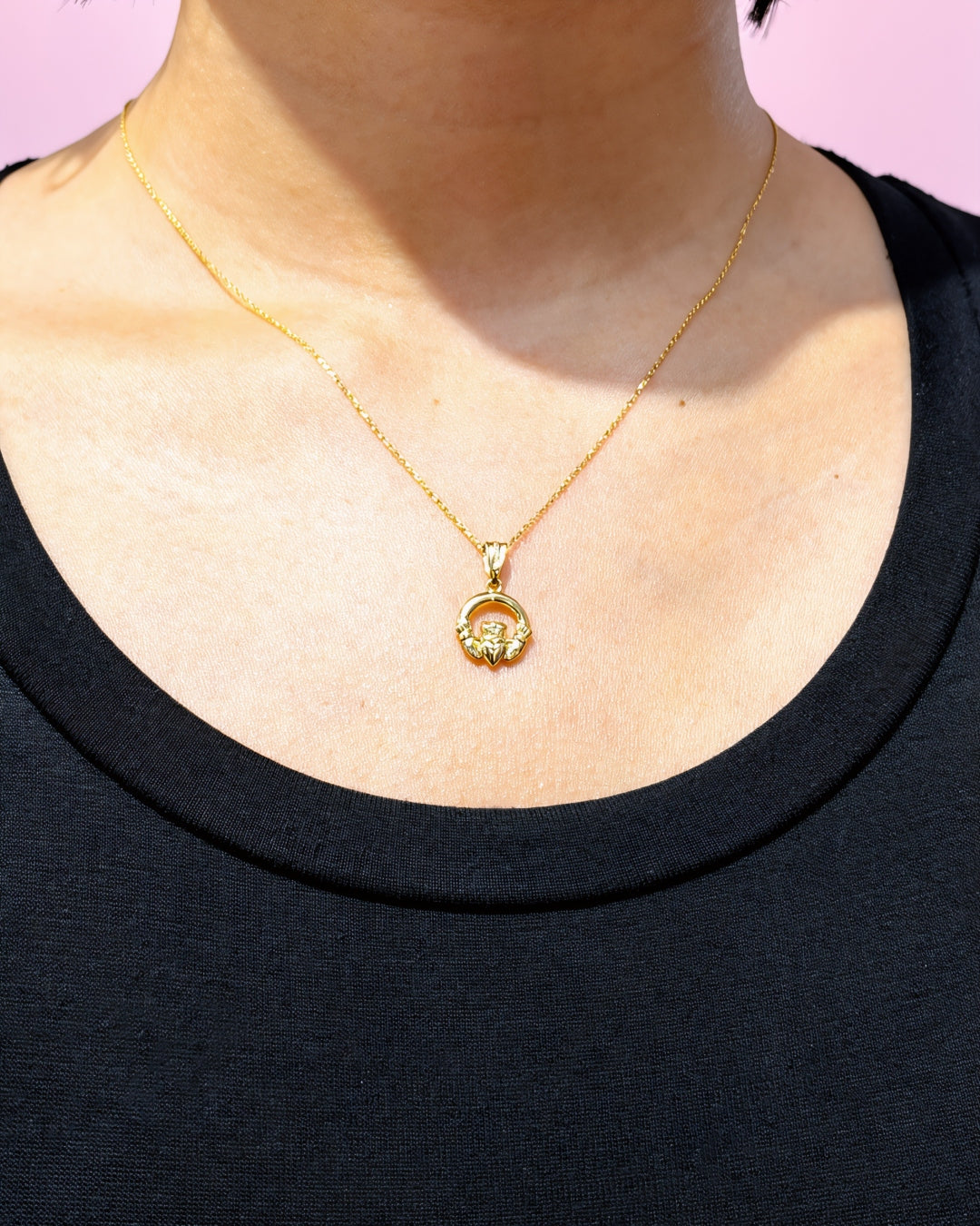 9ct Gold Claddagh Cable Chain Necklace | Aoife