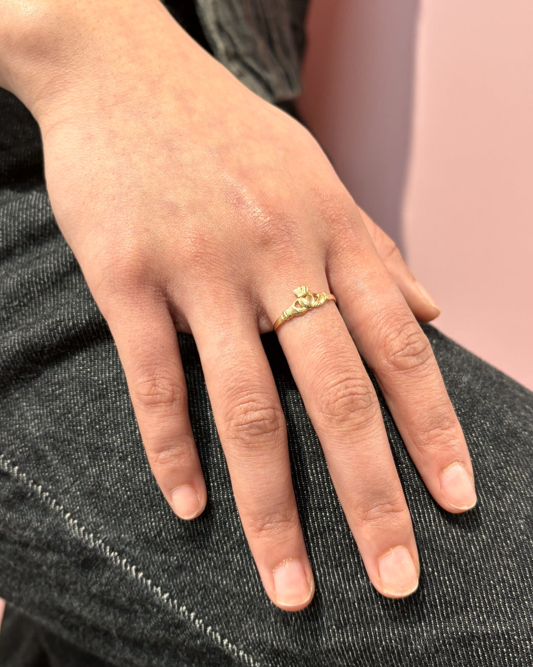 9ct Gold Dainty Claddagh Ring | Keela