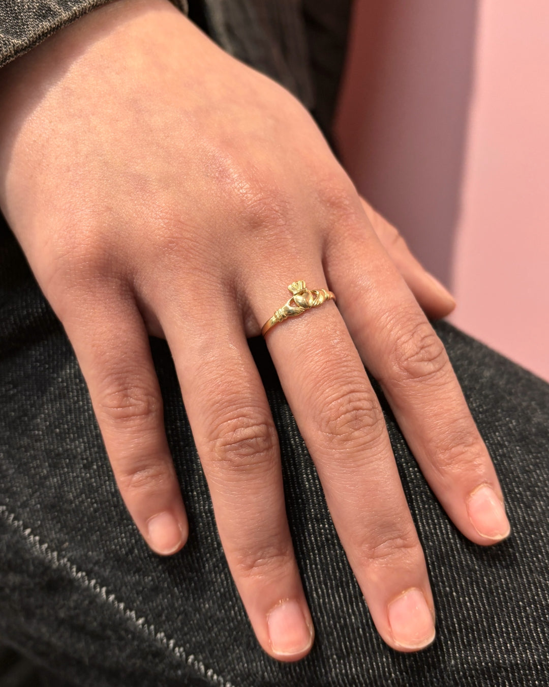 9ct Gold Dainty Claddagh Ring | Keela