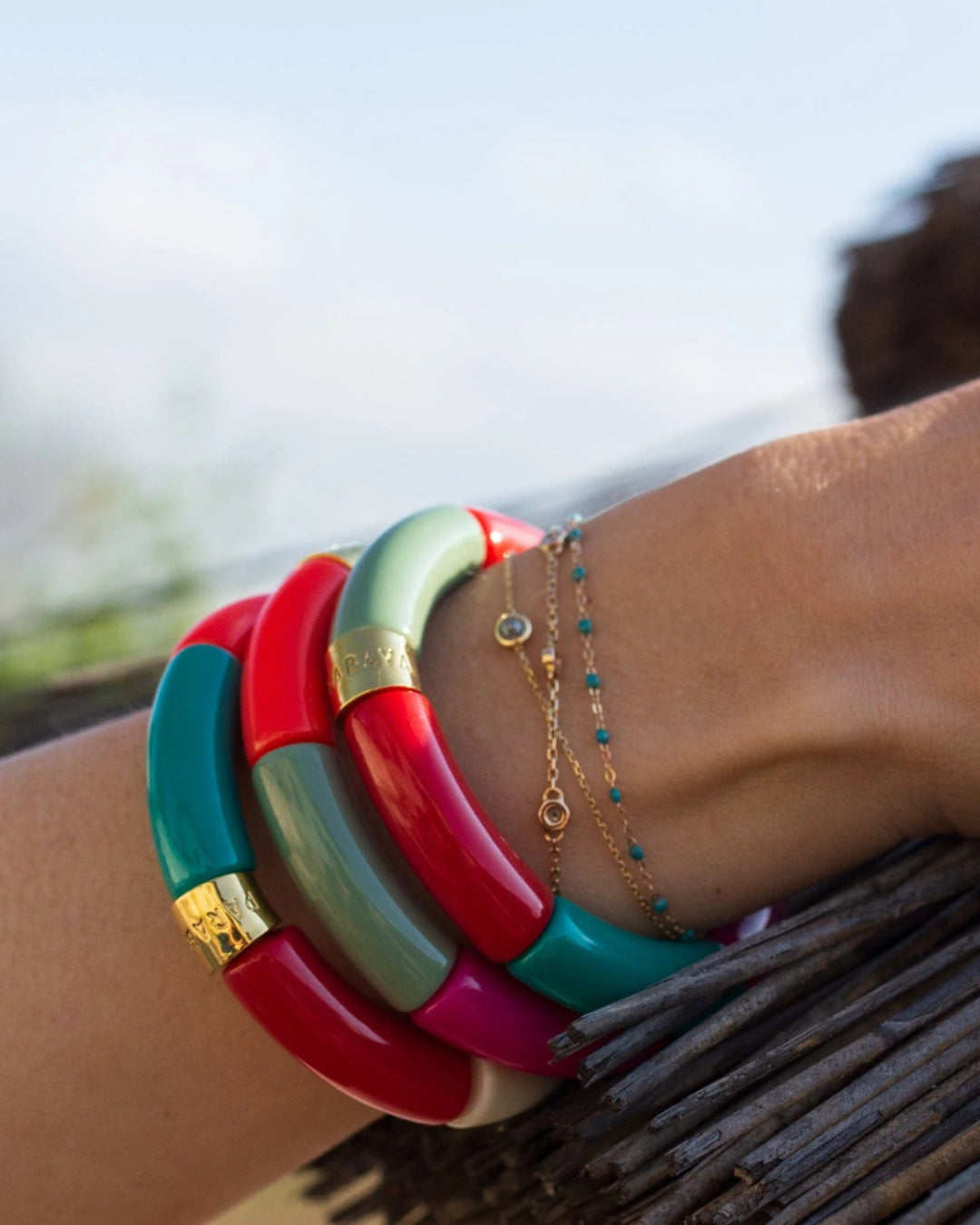 Colourful Resin Bracelet | Vida | Parabaya