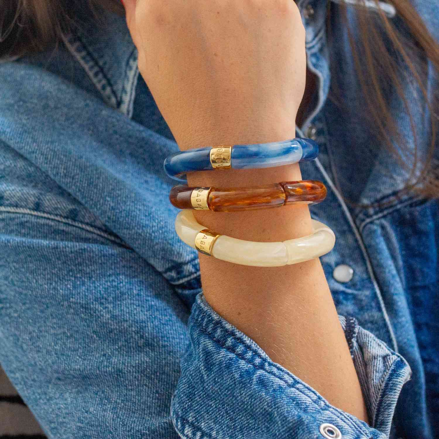 Colourful Resin Bracelet | Igarape Mono | Parabaya