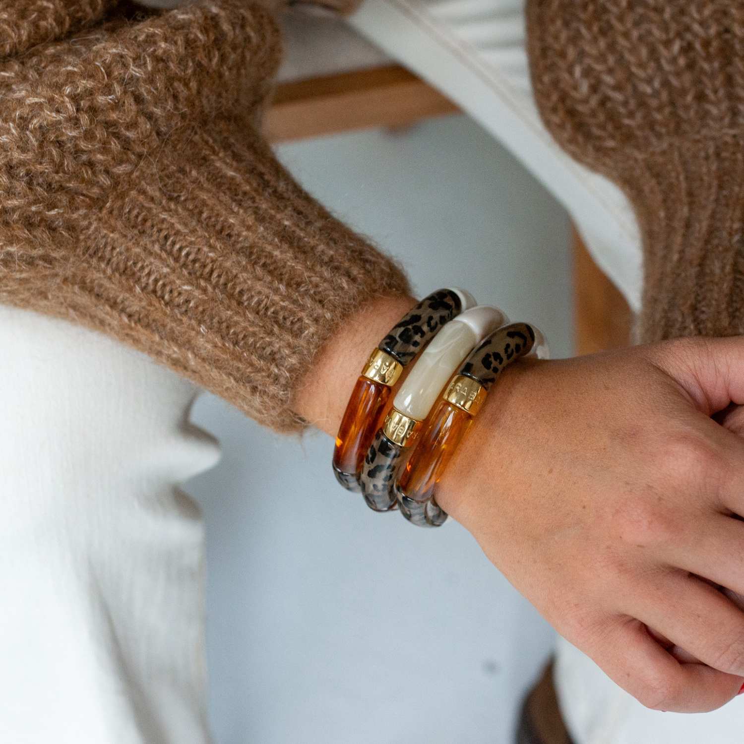 Colourful Resin Bracelet | Feli | Parabaya