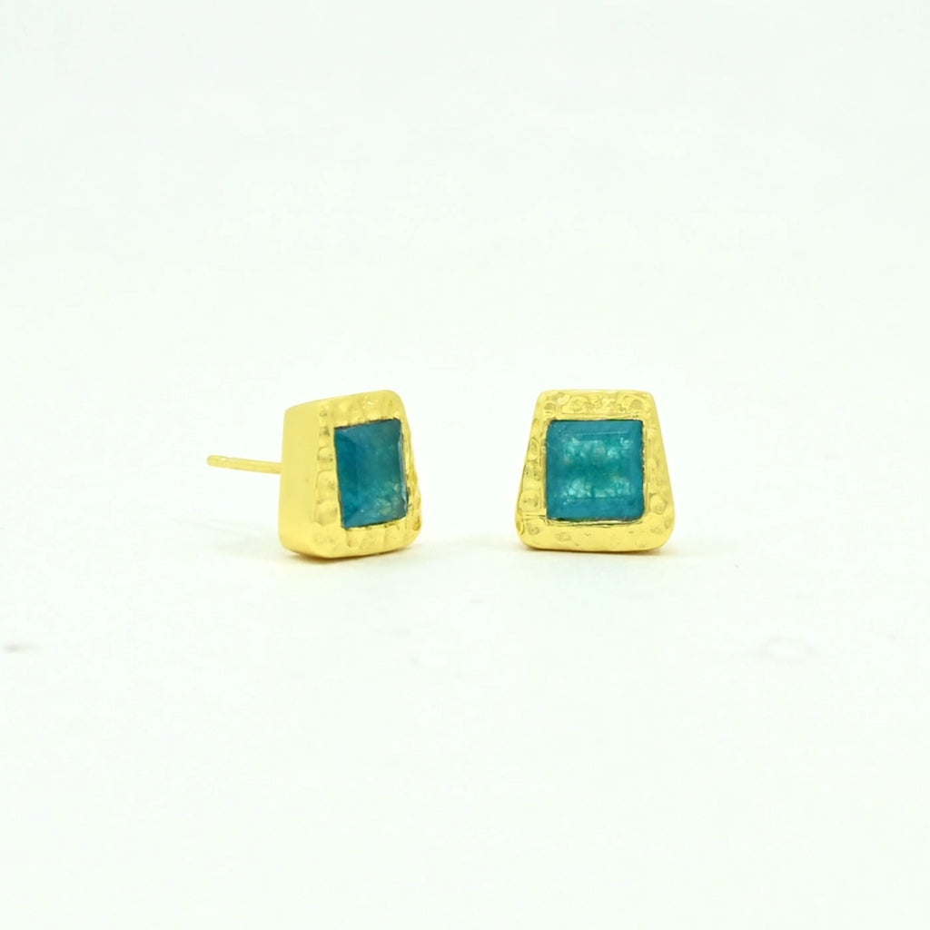 Gold Asymmetrical Stud Earrings | Aria | Noyre
