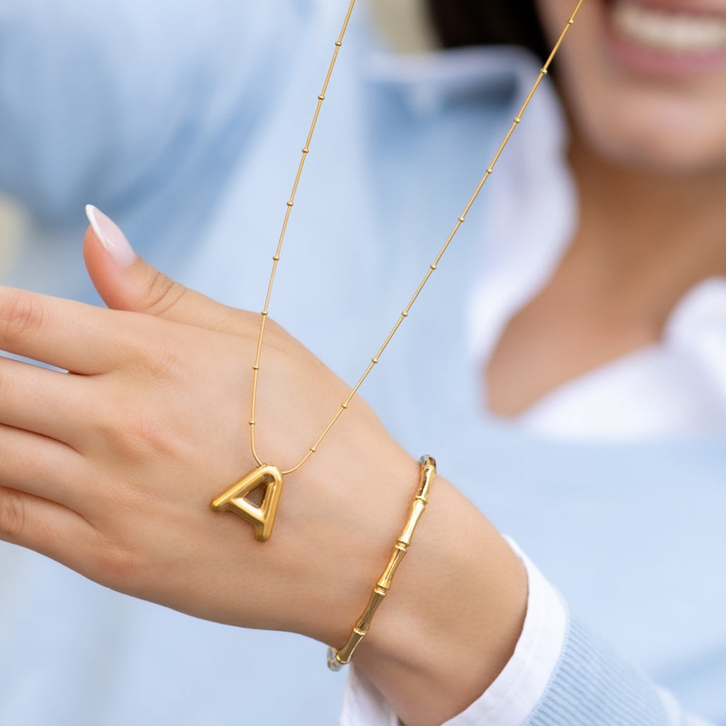 Gold Bubble Letter Necklace | Anartxy