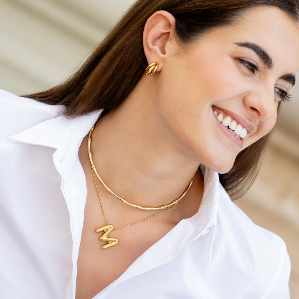 Gold Bubble Letter Necklace | Anartxy