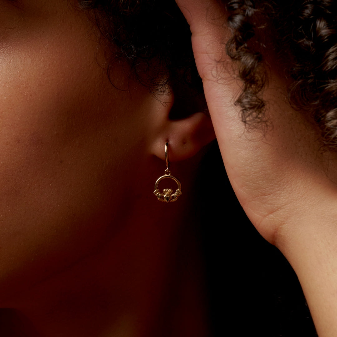 18ct Gold Plated Claddagh Charm Earrings | Fiadh