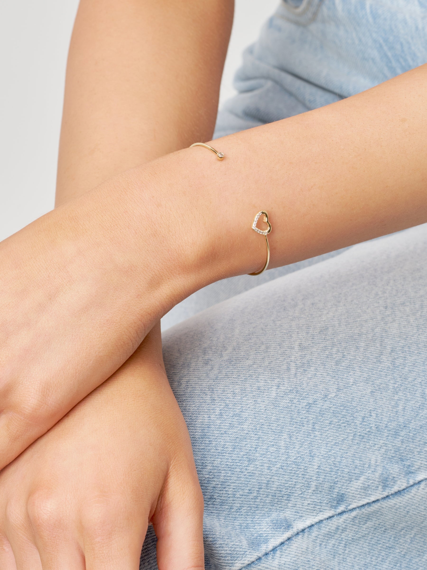 18ct Gold Plated Clear Stone Heart Bangle Bracelet | Dora