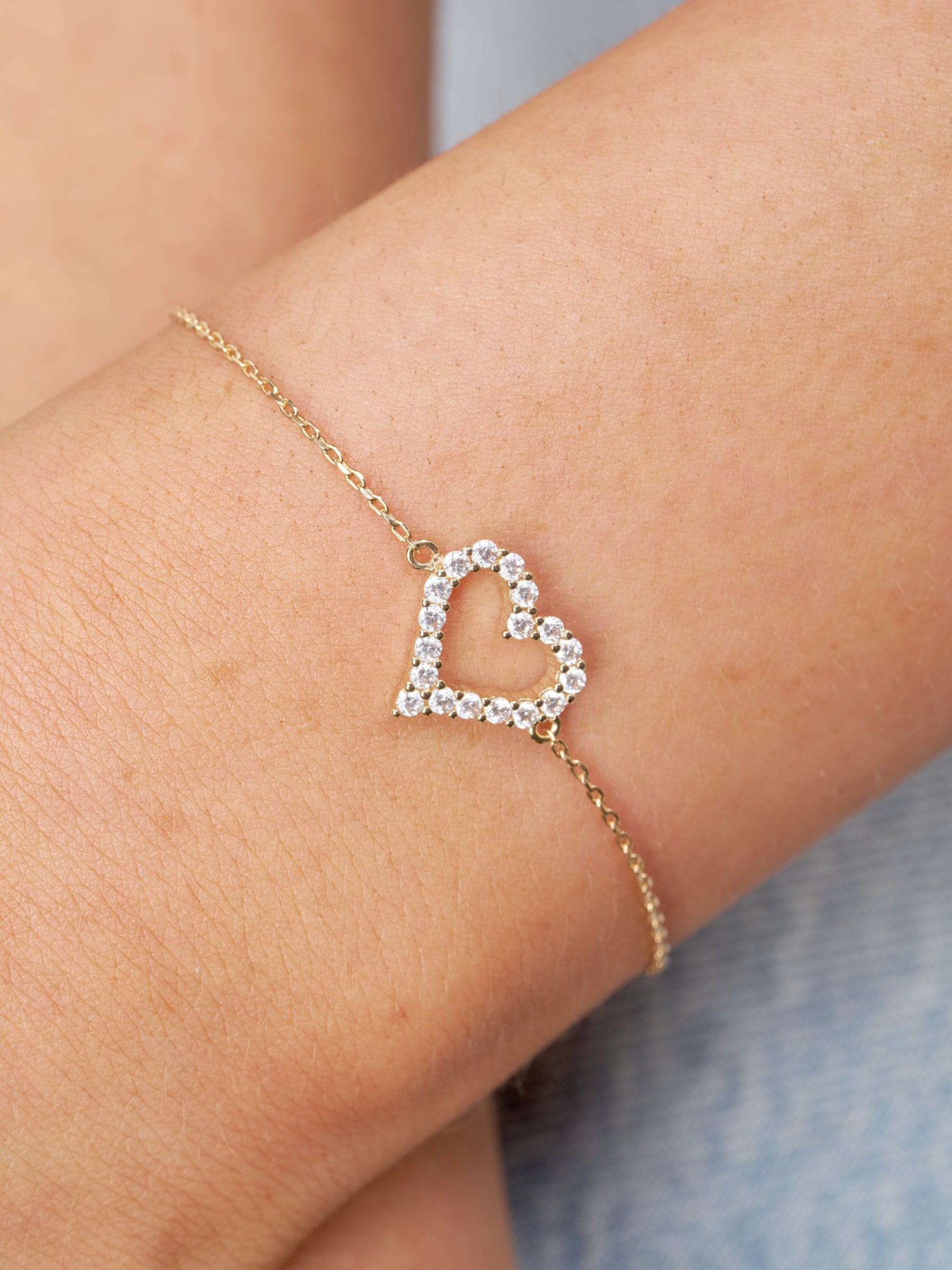 Gold Clear Stone Heart Bracelet | Bello