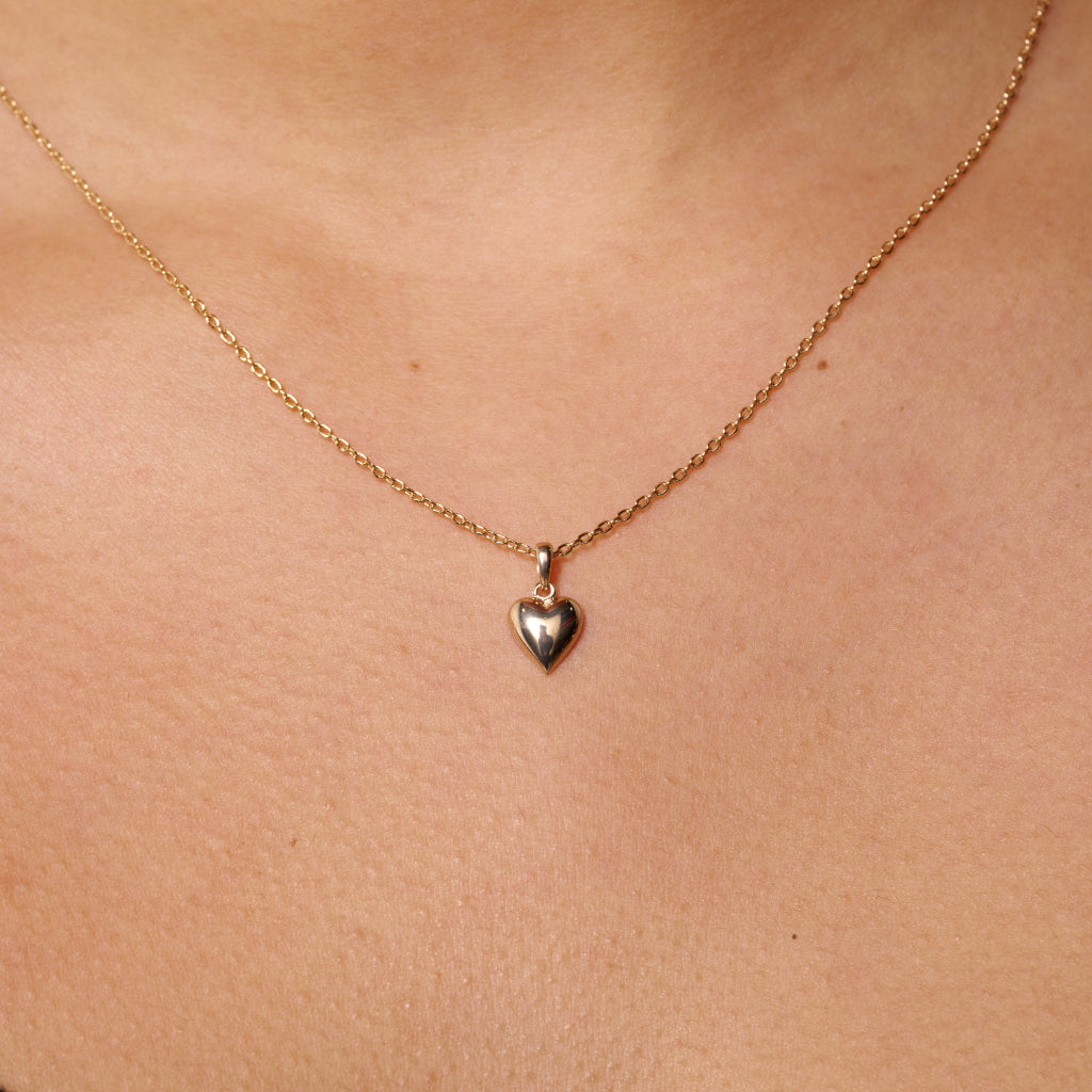 Gold Delicate Loveheart Necklace