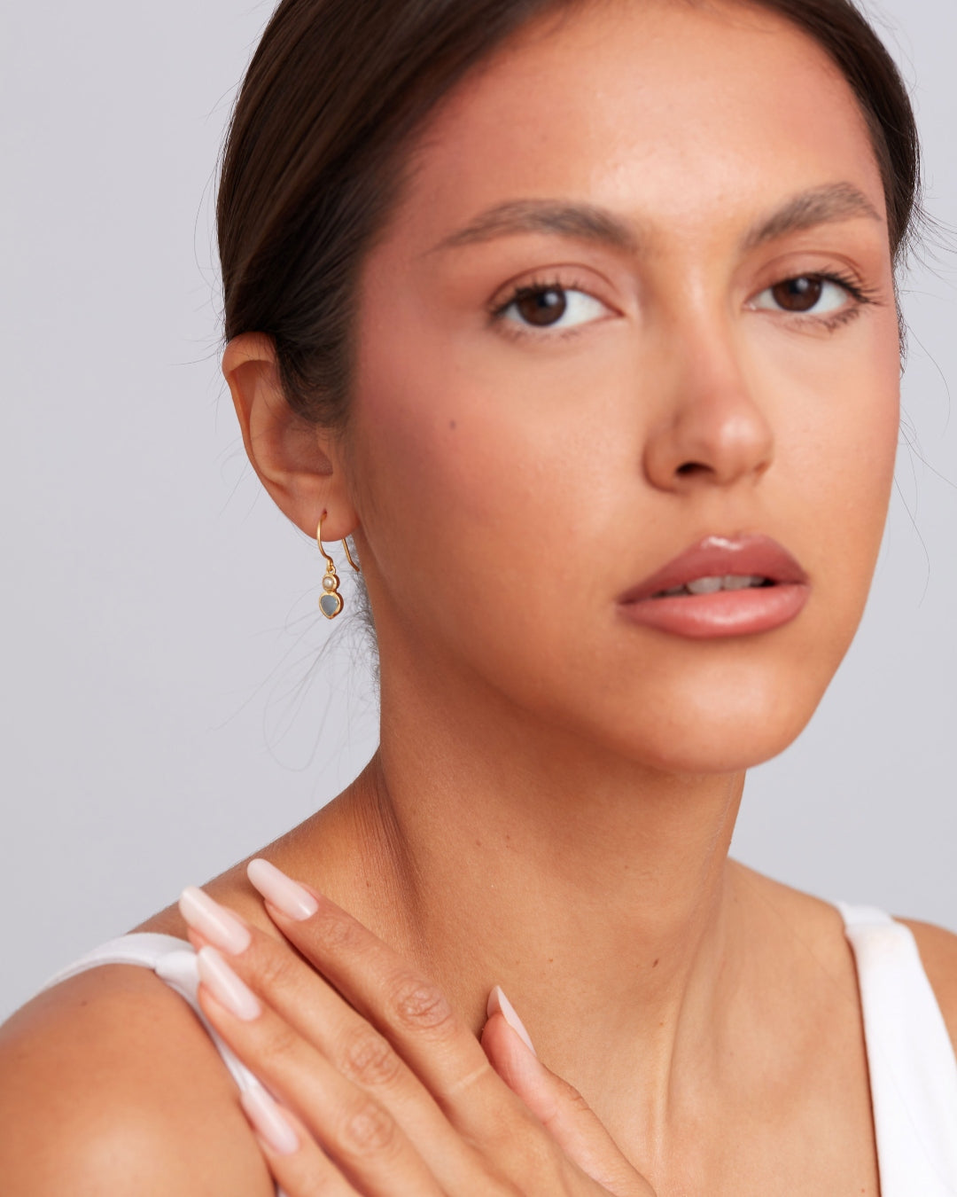 Gold Heart Gemstone Drop Earrings | Jazlyn | Noyre