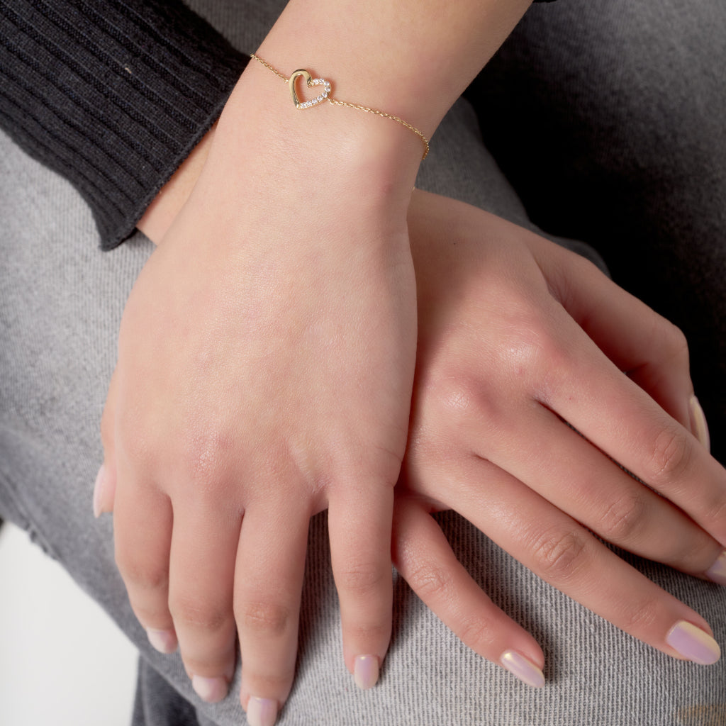 Gold Loveheart Cut Out Bracelet 