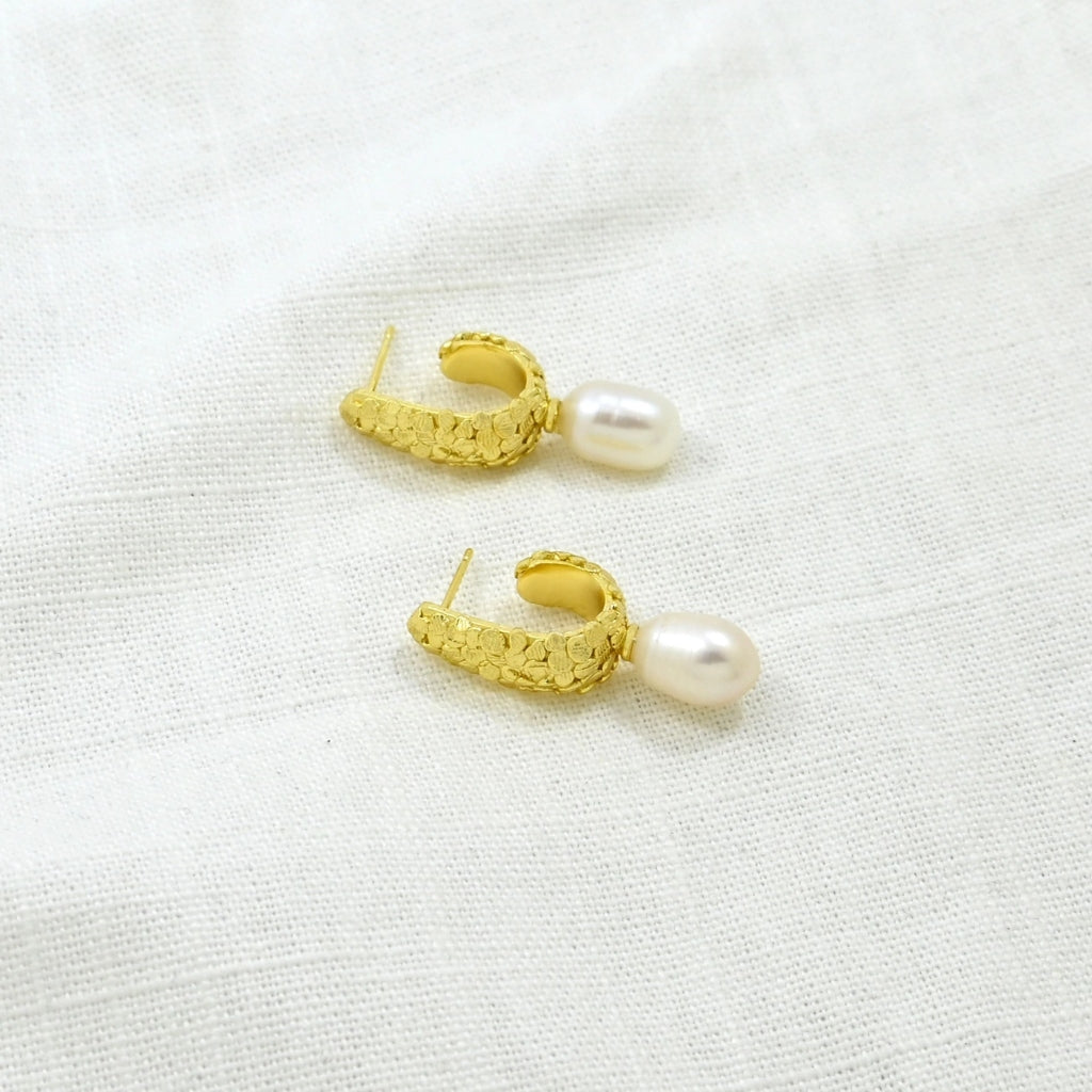 Gold Natural Pearl Hoop Stud Earrings | Millie | Noyre