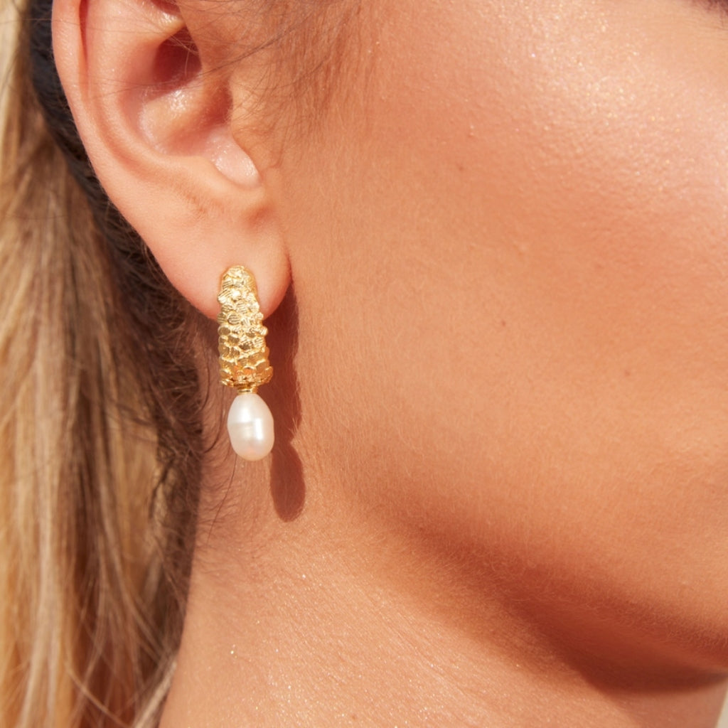 Gold Natural Pearl Hoop Stud Earrings | Millie | Noyre