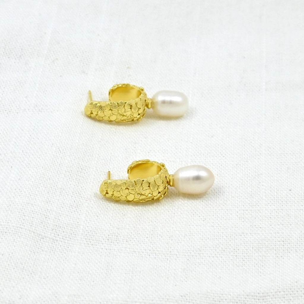 Gold Natural Pearl Hoop Stud Earrings | Millie | Noyre