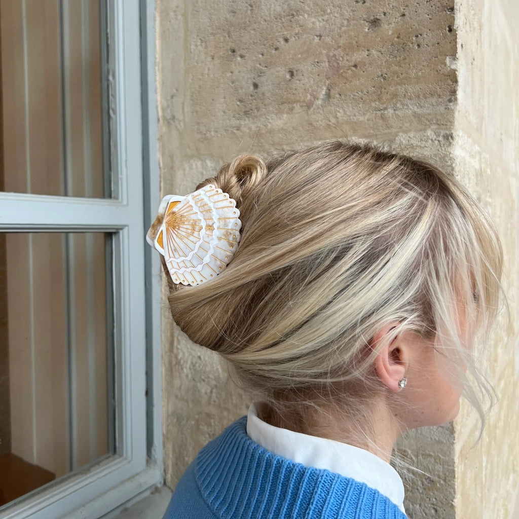 Hand-Painted Claw Hair Clip | Seashell | Solar Eclipse