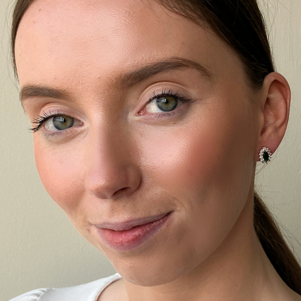 Kari Gold Oval Cluster Stud Earrings