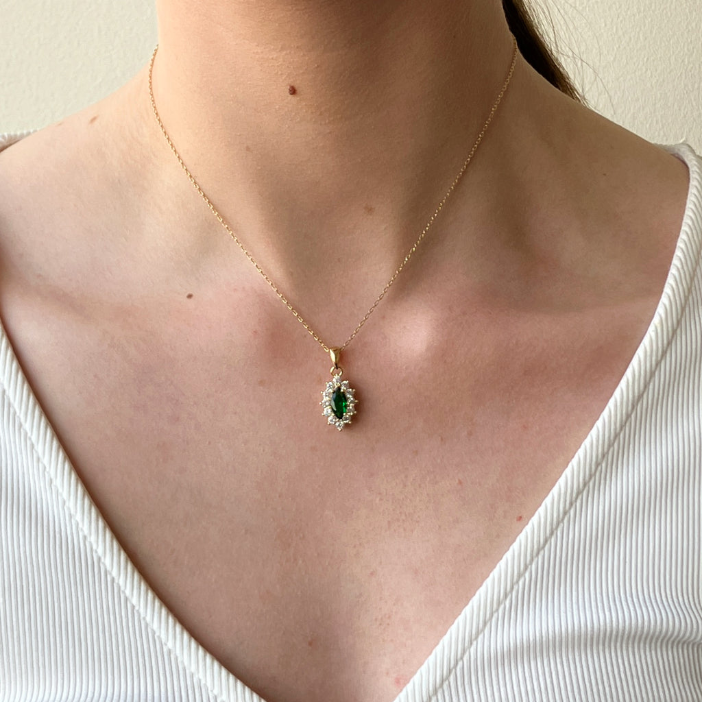Lari Gold Oval Cluster Necklace