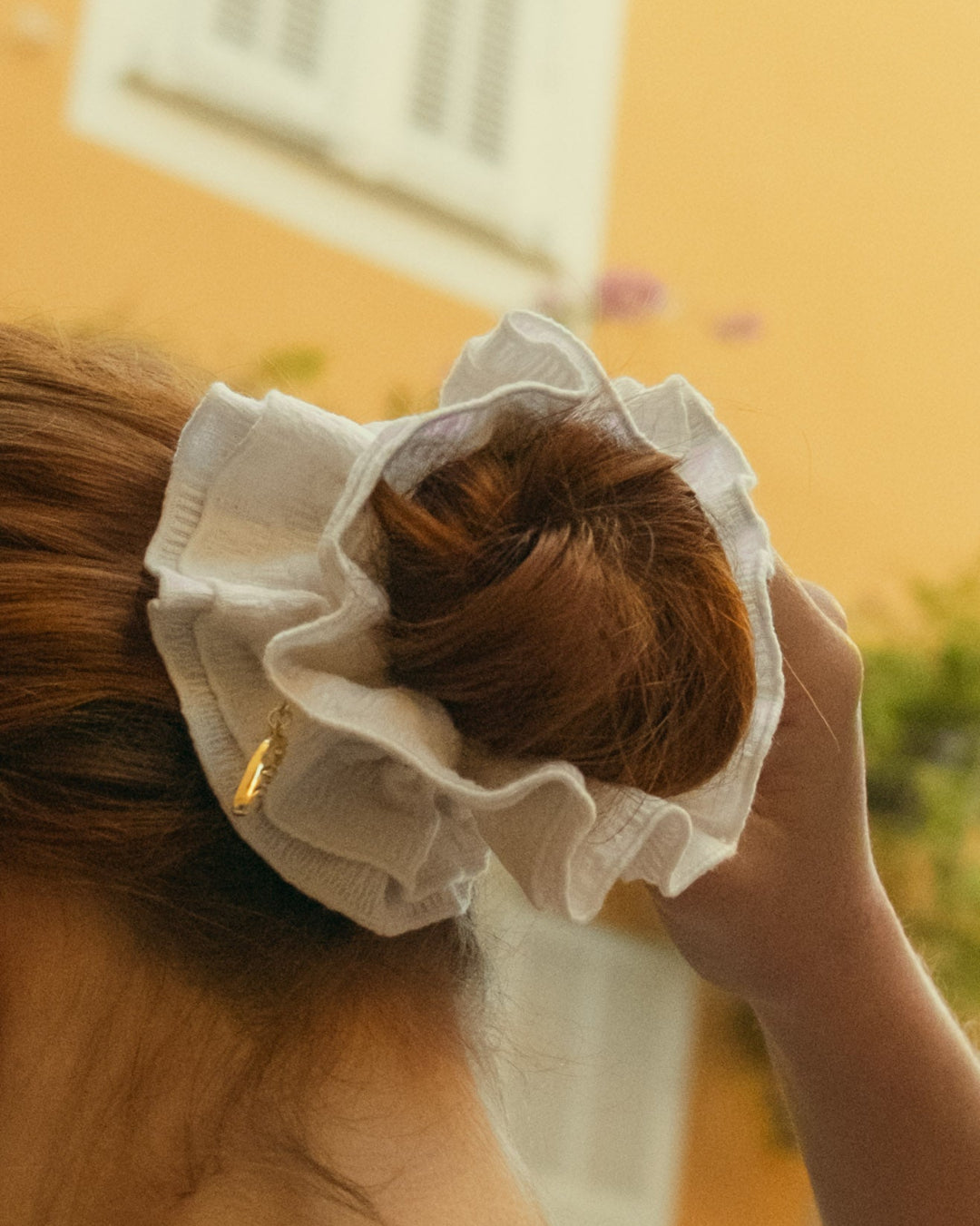 Maxi Hair Scrunchie | Textured White Jacquard | Chou²