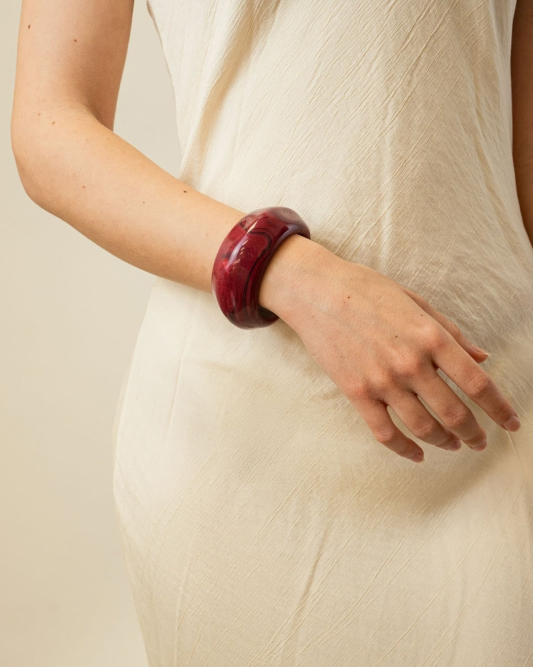 Resin Bangle Bracelet | Yume | Anartxy