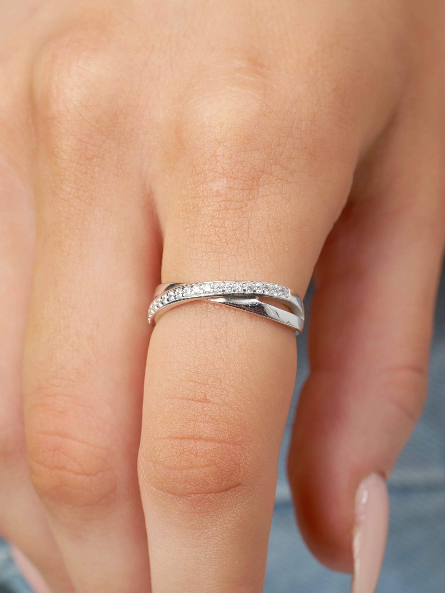Silver Crossover Ring | Arkadi