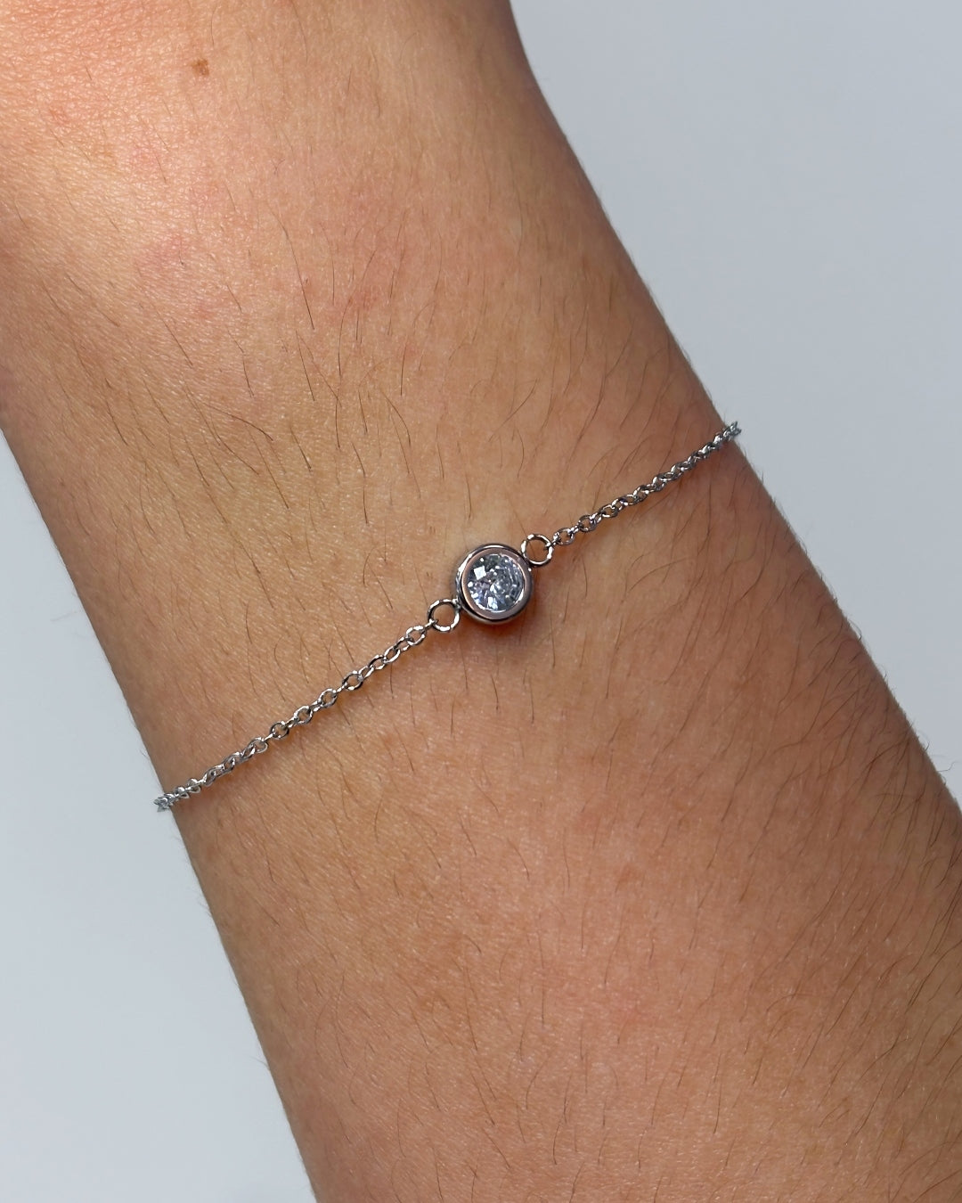 Steel Circle Clear Stone Bracelet | Anartxy
