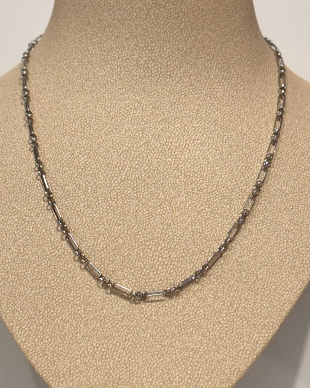 Steel Round Link Figaro Necklace | Anartxy