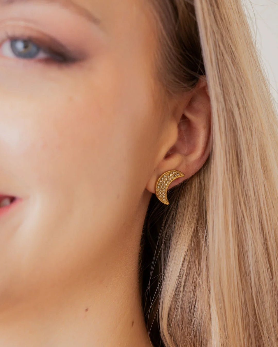Steel Sun & Moon Stud Earrings | Anartxy