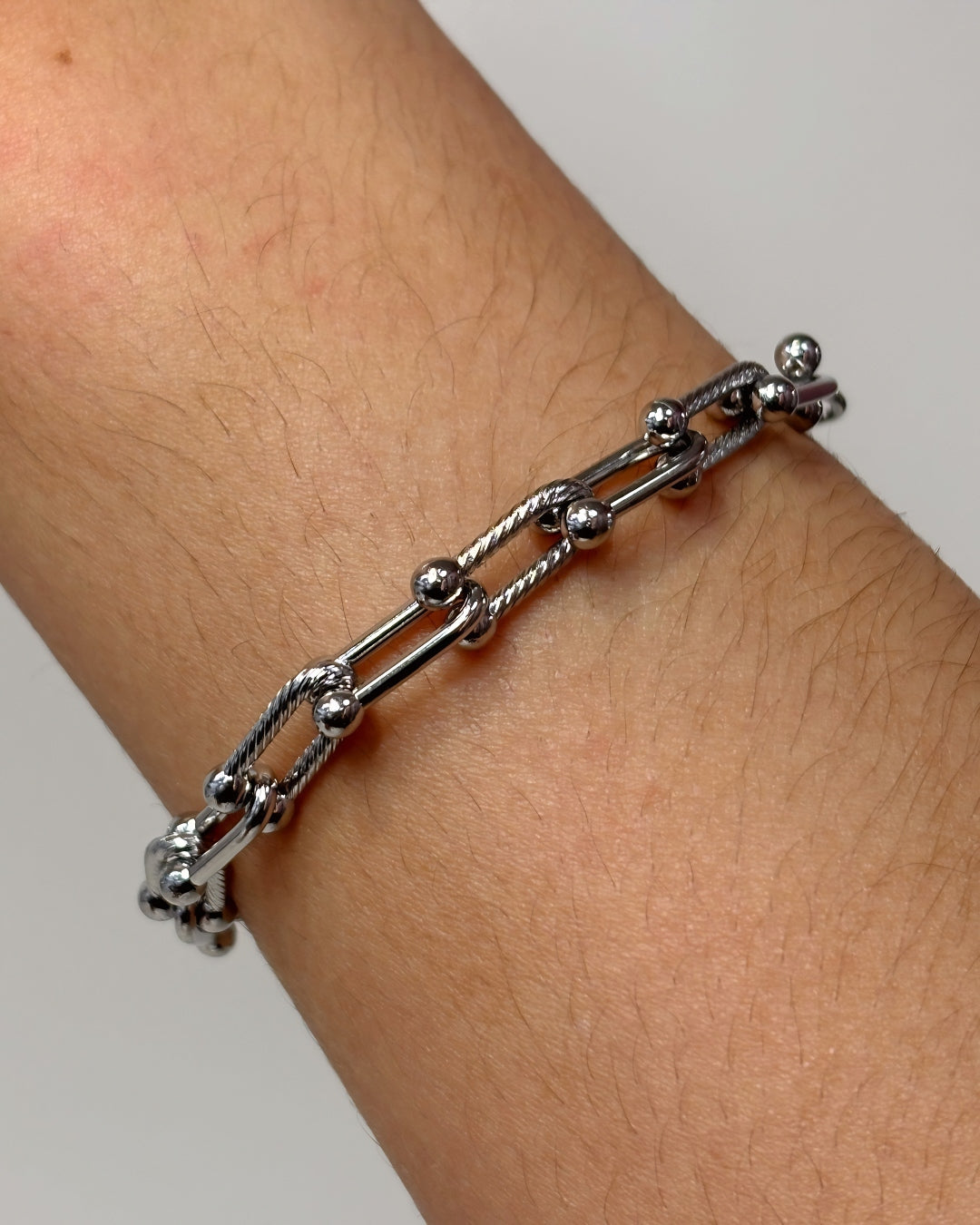Steel U-Shape Horseshoe Link Bracelet | Anartxy