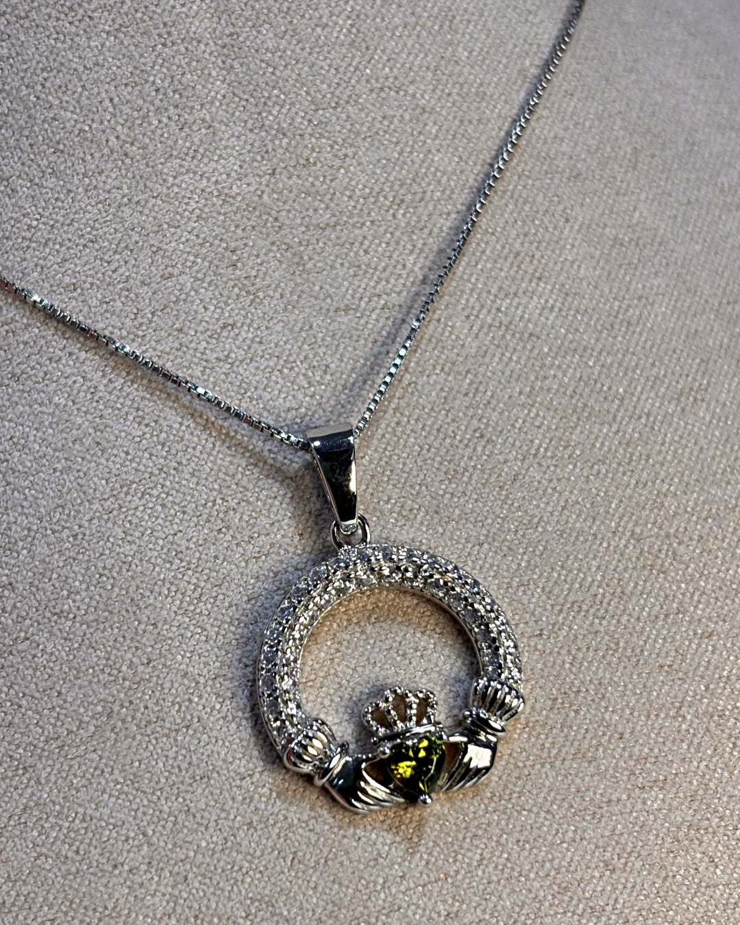 Sterling Silver Peridot Claddagh Necklace | August Birthstone | Solvar