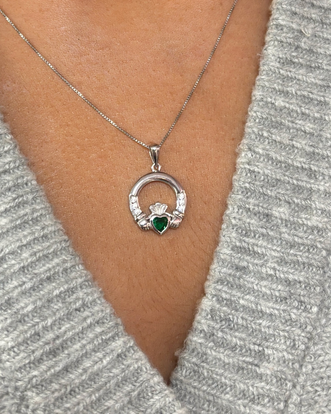 Sterling Silver Cubic Zirconia & Emerald Claddagh Pendant Necklace