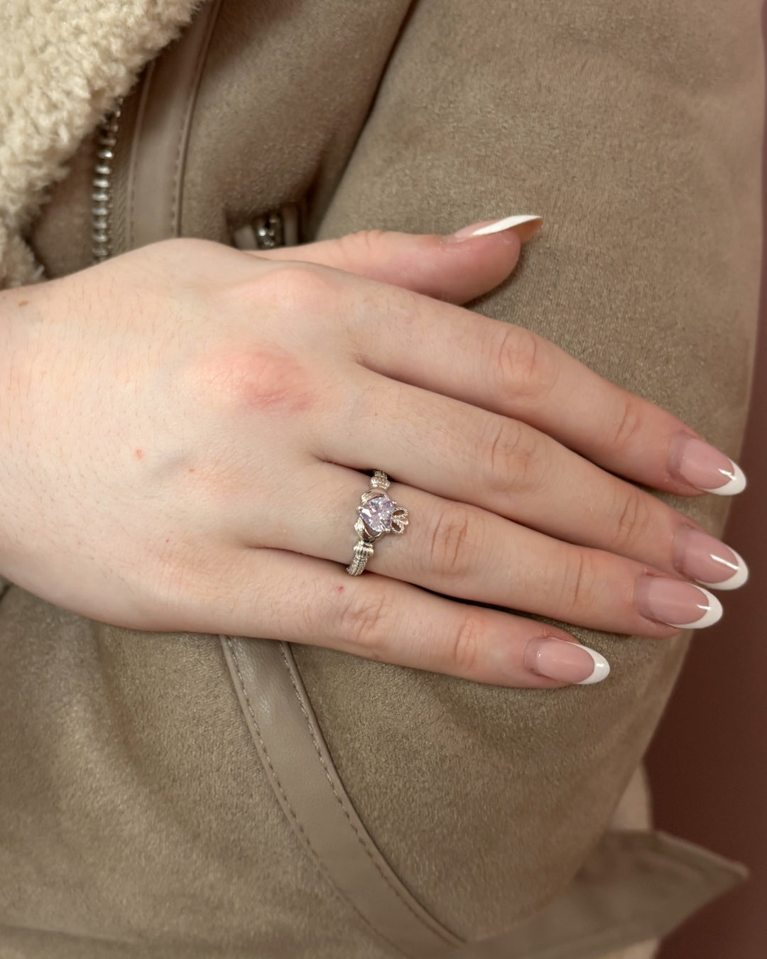 Sterling Silver Light Amethyst Claddagh Ring | June Birthstone | Solvar