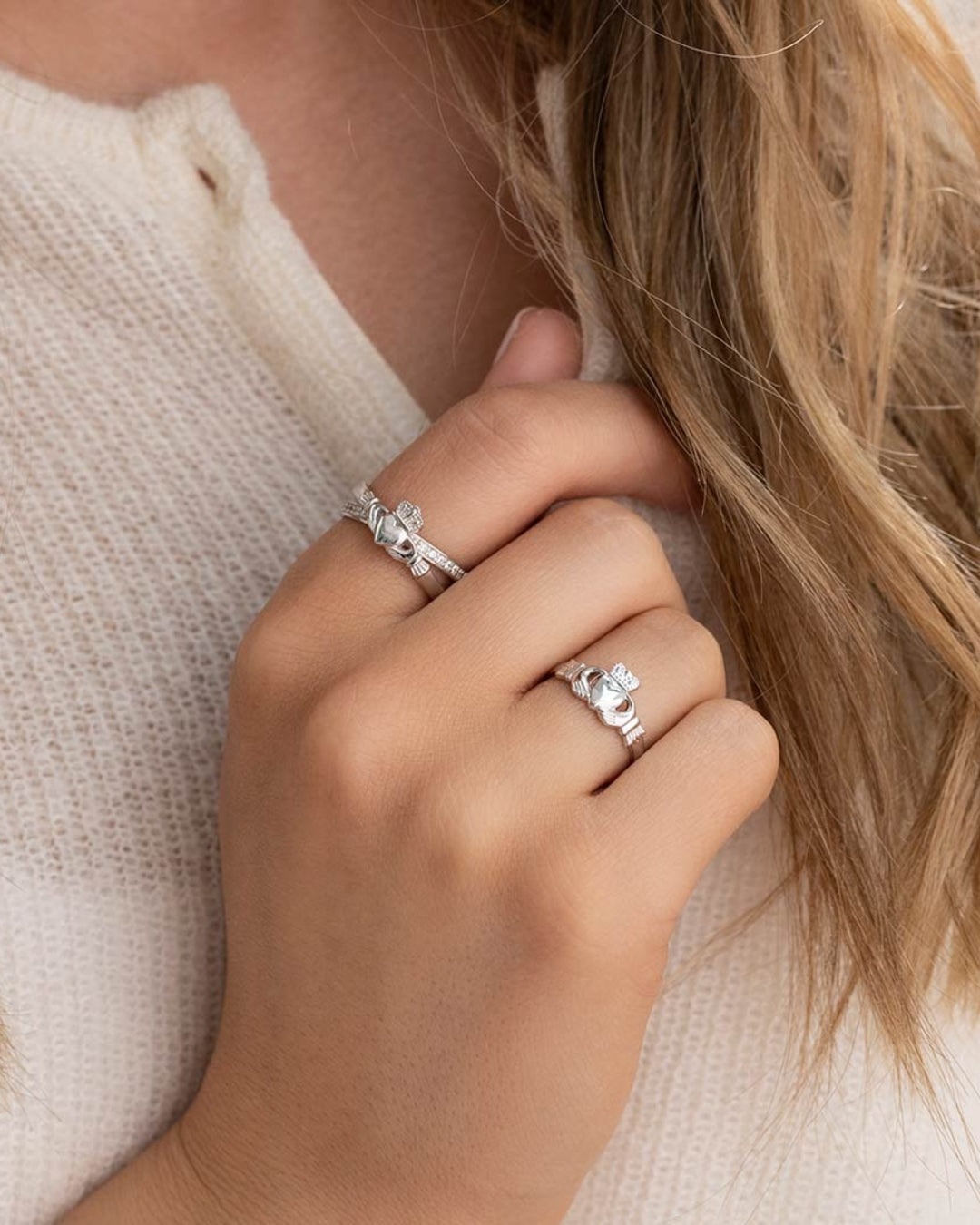 Sterling Silver Light Claddagh Ring | Solvar