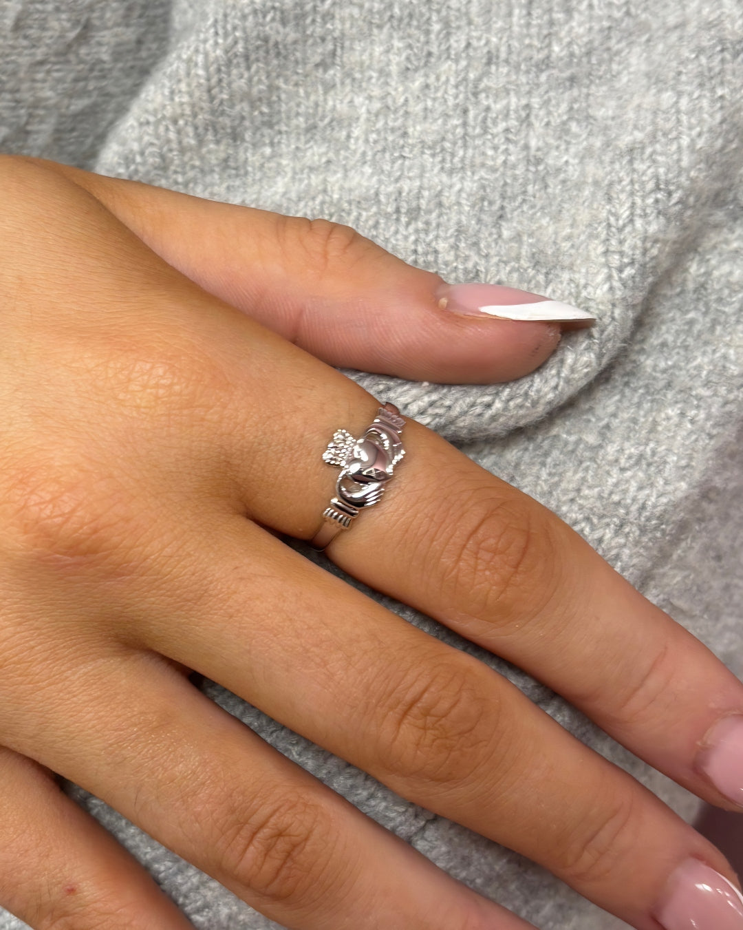 Sterling Silver Light Claddagh Ring