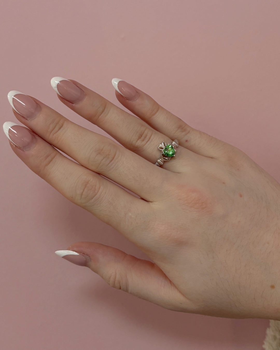 Sterling Silver Emerald Claddagh Ring | May Birthstone | Solvar