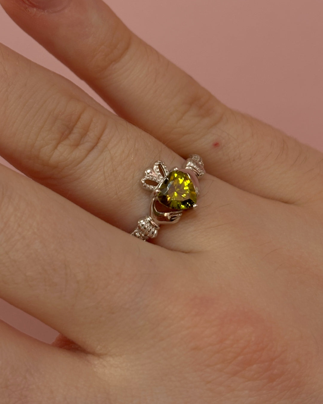 Sterling Silver Peridot Claddagh Ring | August Birthstone | Solvar