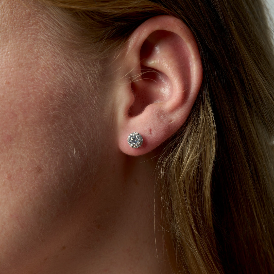 Sterling Silver Diamond Edge Stud Earrings | Gra