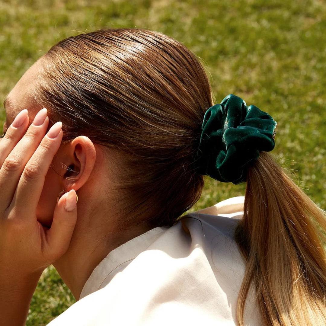 Hair Scrunchie | Emerald Green Velvet | Chou²