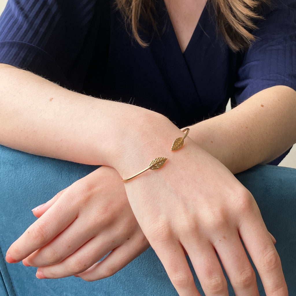 Cadiz Gold Leaf Bangle Bracelet