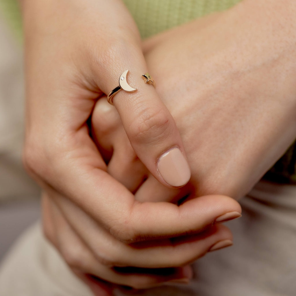 Selene Gold Celestial Split Ring