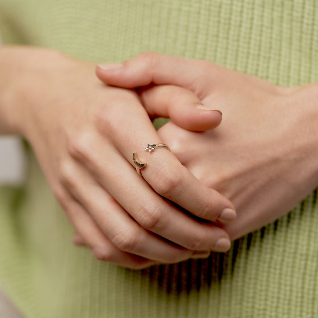 Selene Gold Celestial Split Ring